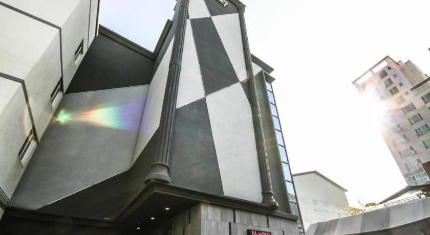 M7 Business Hotel Chilgok Exterior photo